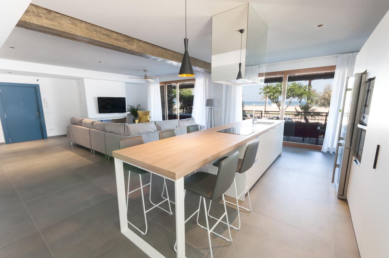 Ag Casa Del Mar Premium Apartment Гандия Екстериор снимка